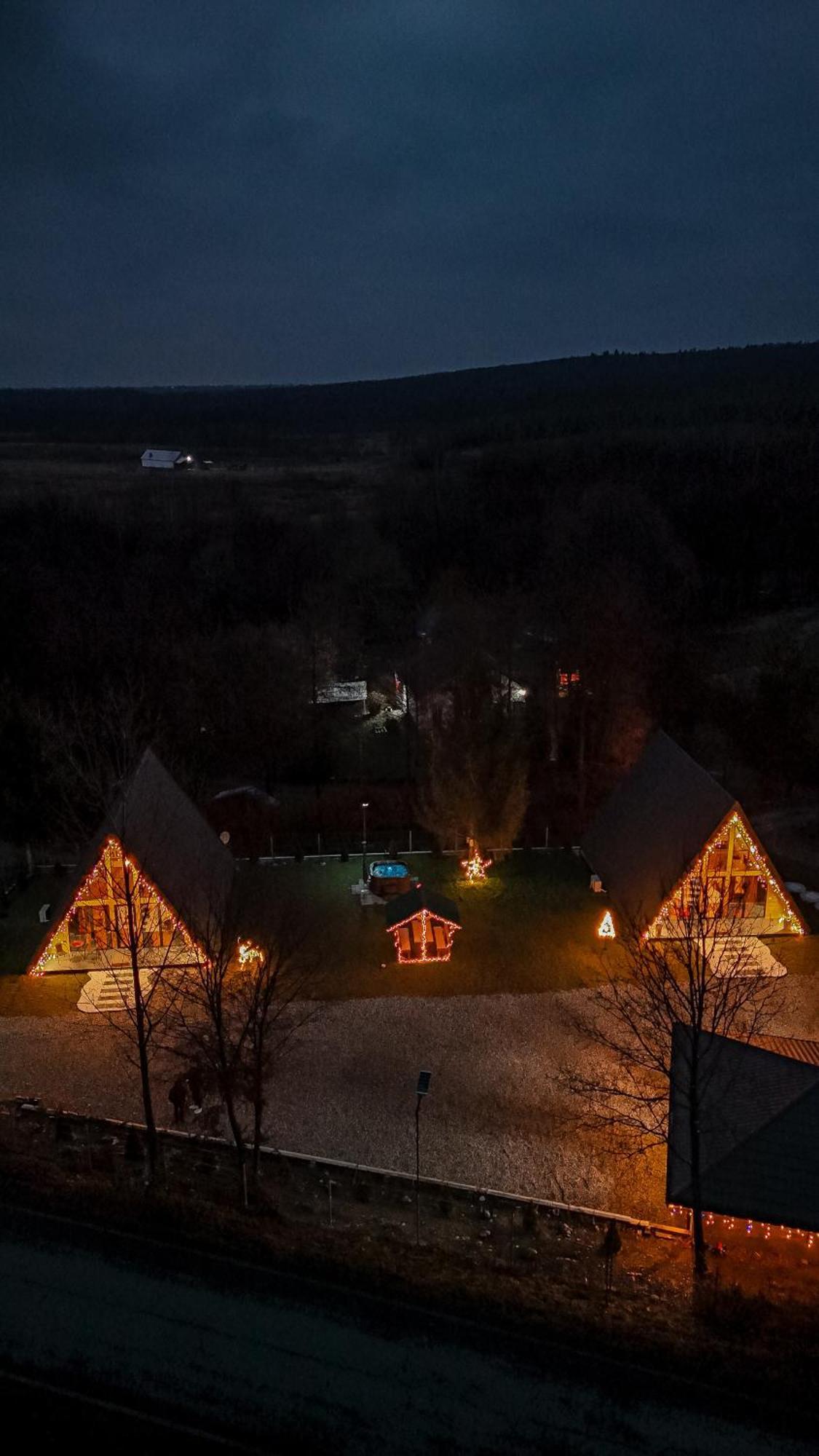 Povestea Din Munti Arpaşu de Sus Exterior foto